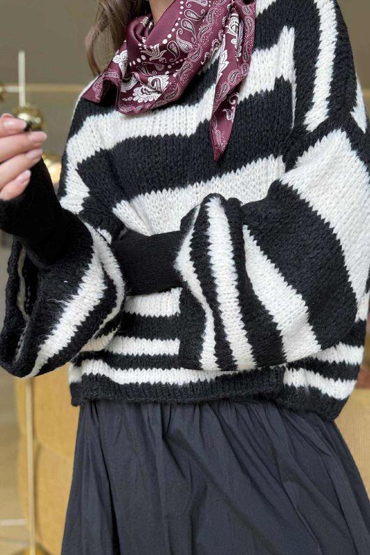  Big Softie Stripe Knit Black 